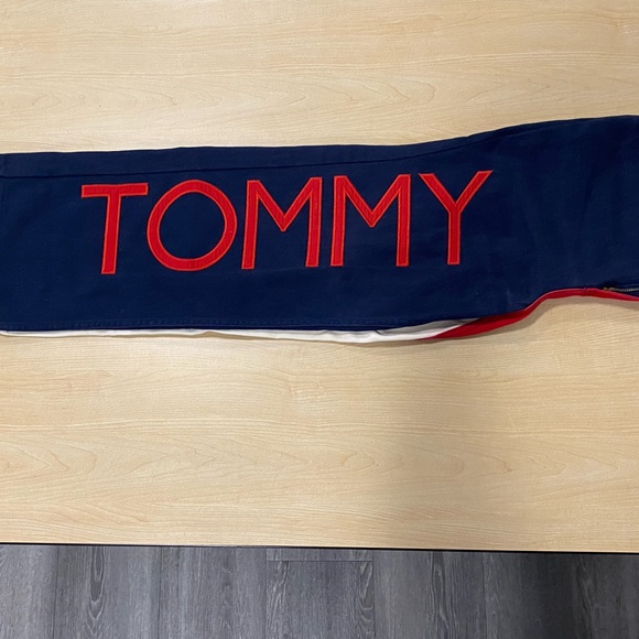 Tommy Jeans by Hilfiger made famous by Aaliyah - Picture 3 of 15